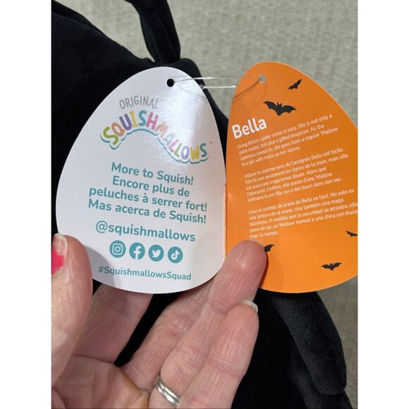 Squishmallows Bella The Spider trick-or-treat plush gift bag pale tote NWT’s - Picture 11 of 11